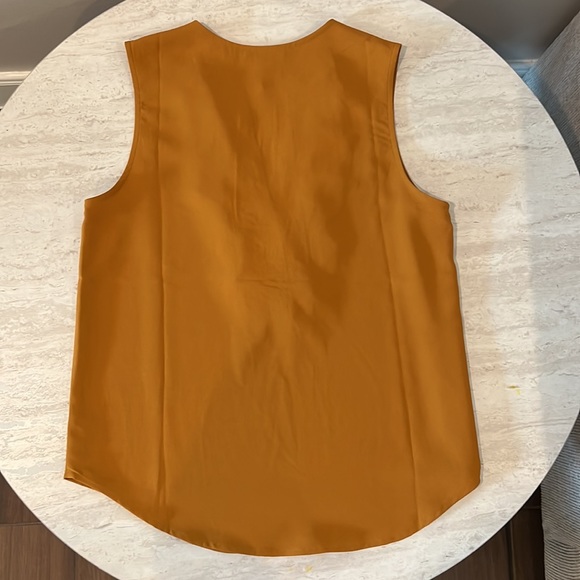 🆕 J Crew Ruffle Front Tops - Picture 6 of 11